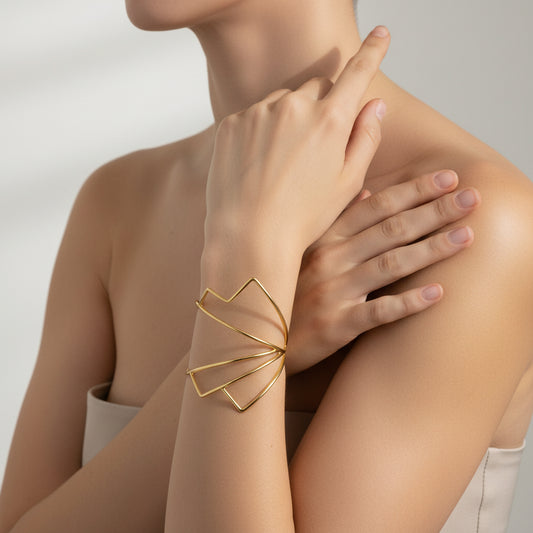 Blanche Bracelet in Brass 14k Gold-plated