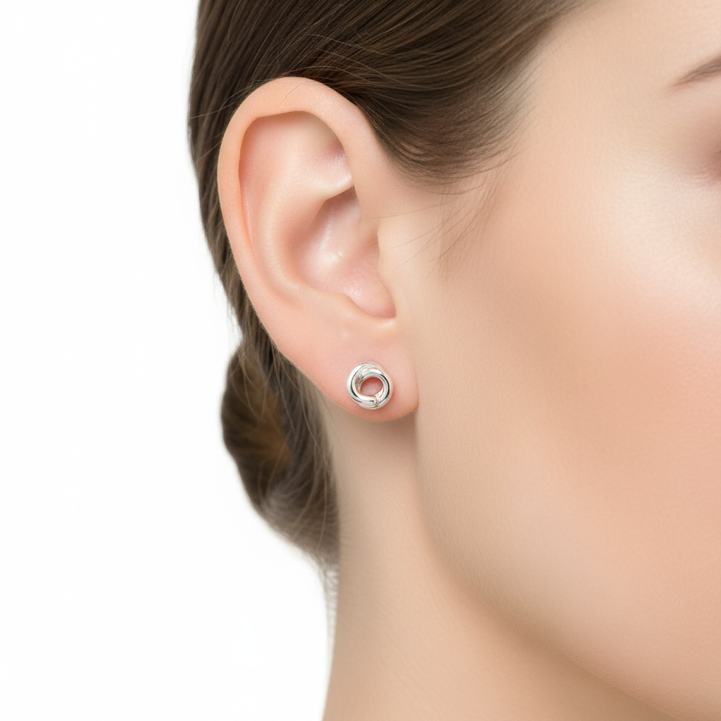 Gwen Earrings .20 Silver