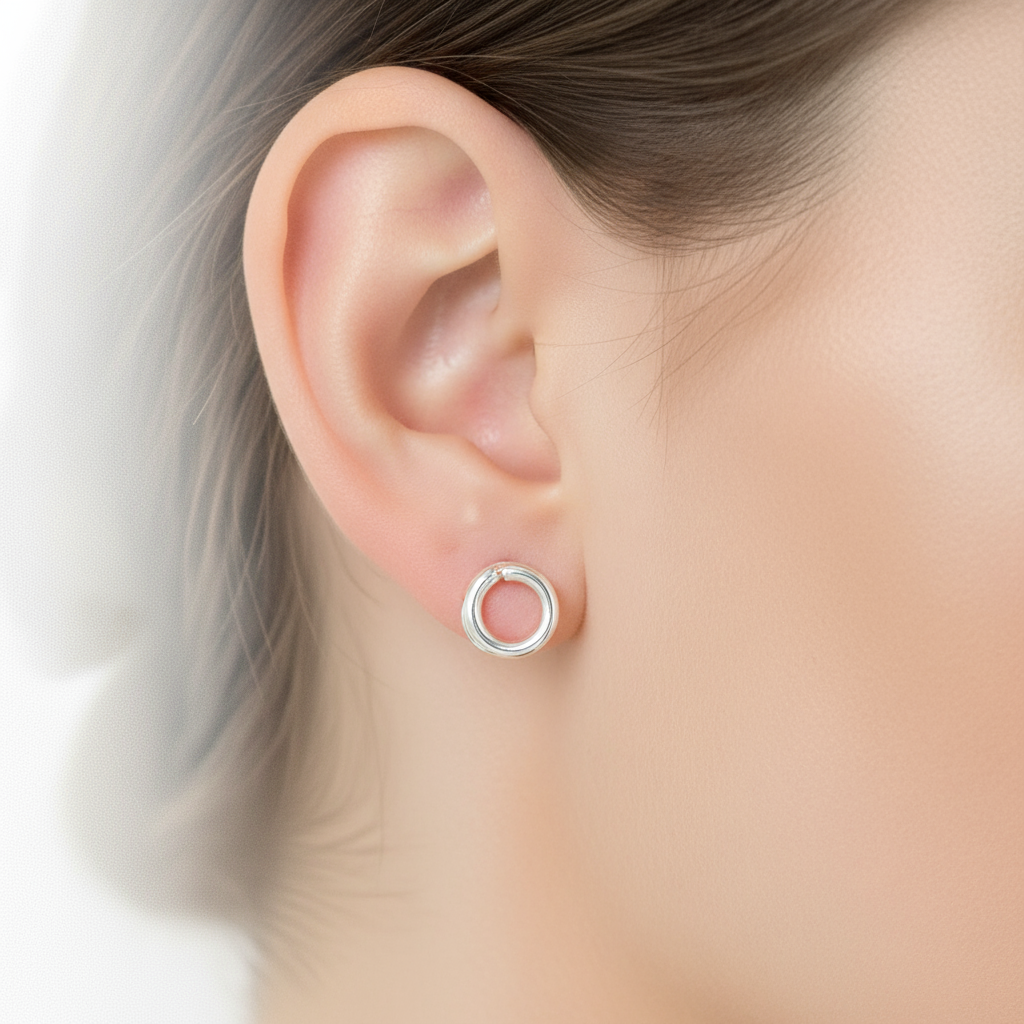 Gwen Earrings .25 Silver
