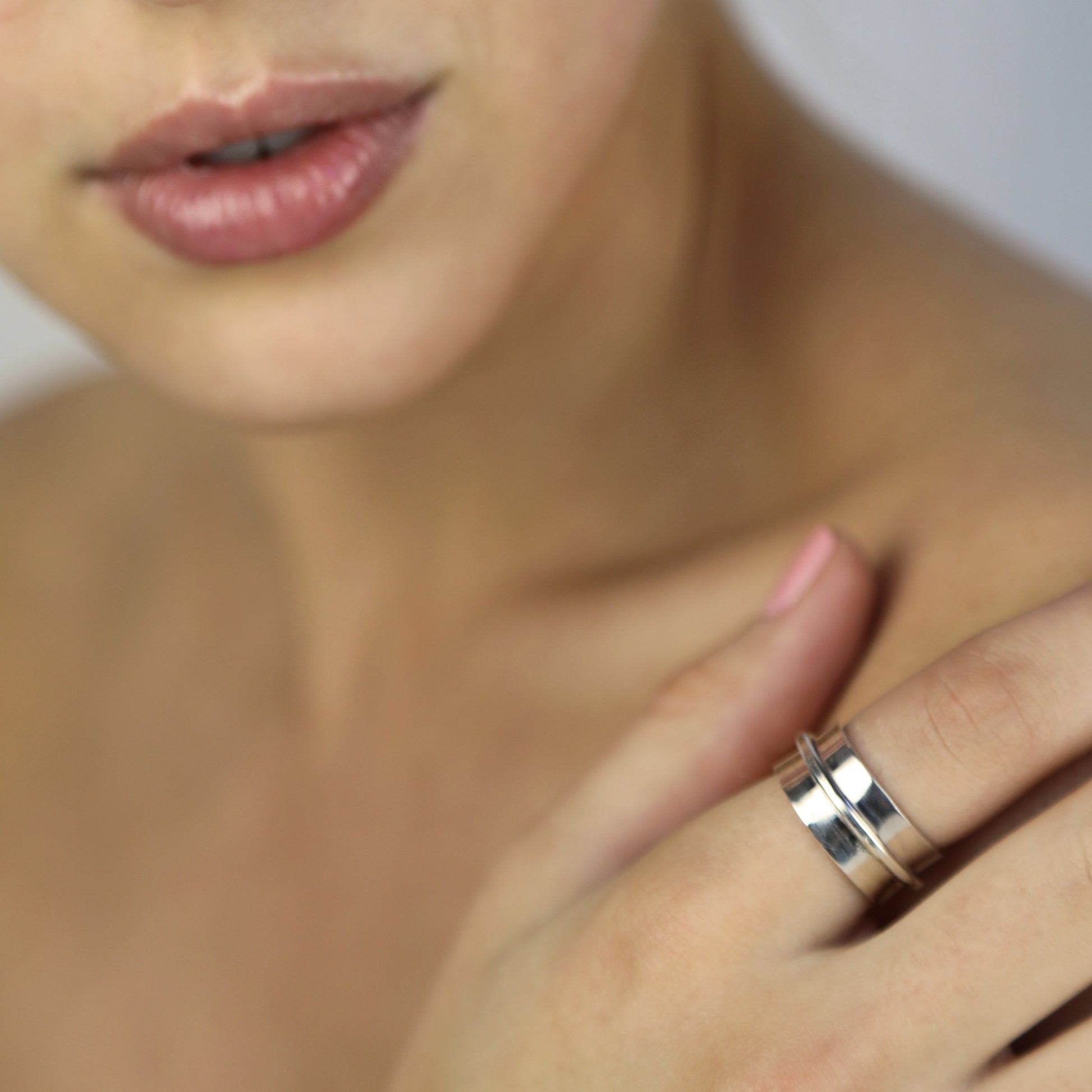Model wearing Casey Ring Silver, Aura by Gabby Collection - Gabby C Thomas - Iza by Silvia D'Avila, New York